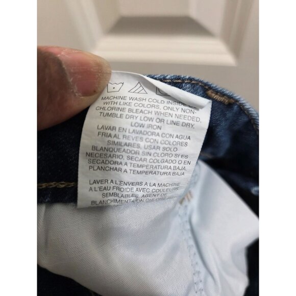 Lee Womens Mid Rise Regular Fit Denim Shorts Size 10 Medium Wash - Picture 7 of 7